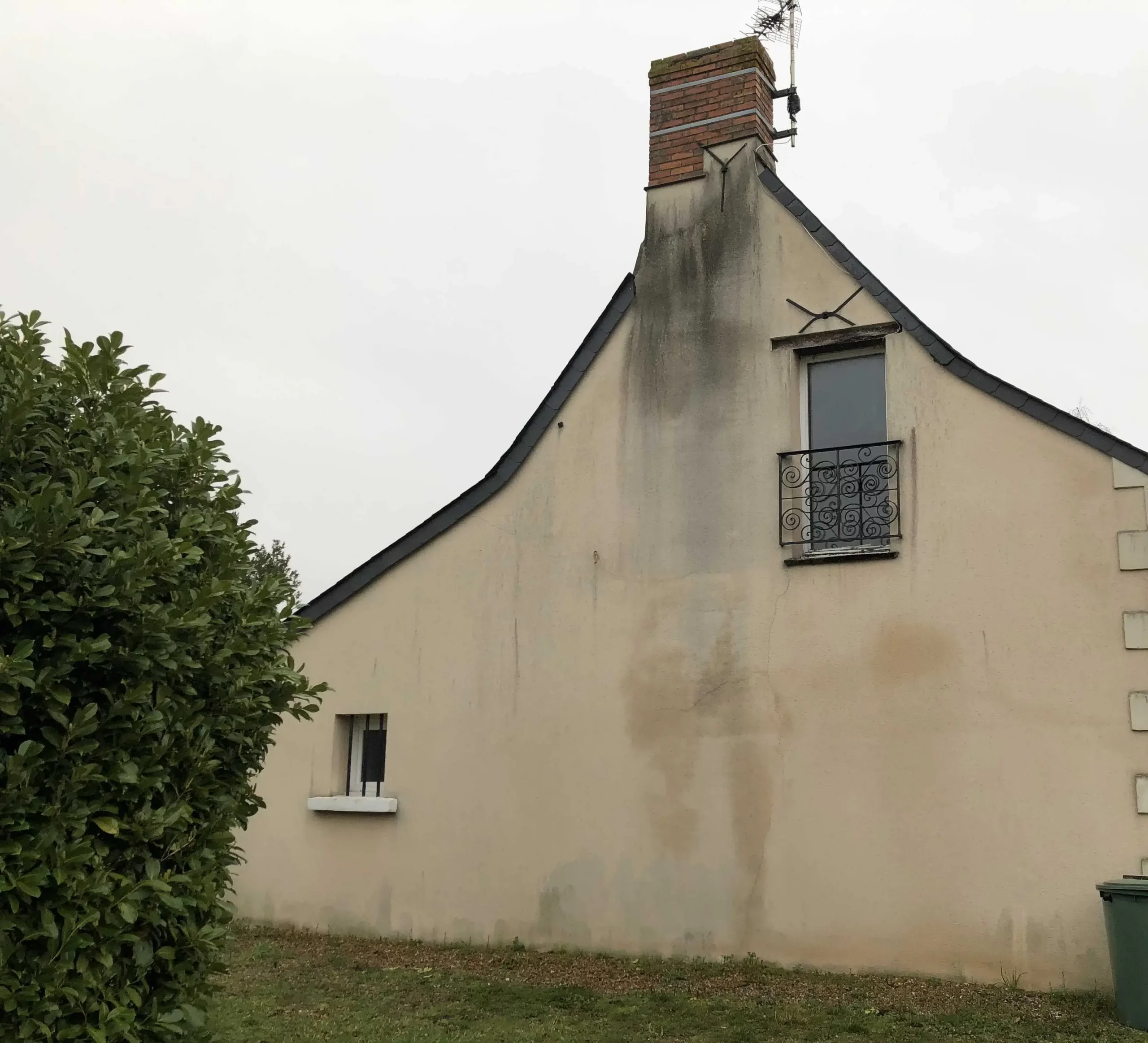 façade tache d'humidité